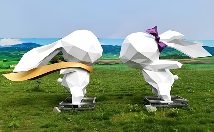 不銹鋼幾何動(dòng)物雕塑--以幾何為筆，重繪動(dòng)物的第二生命