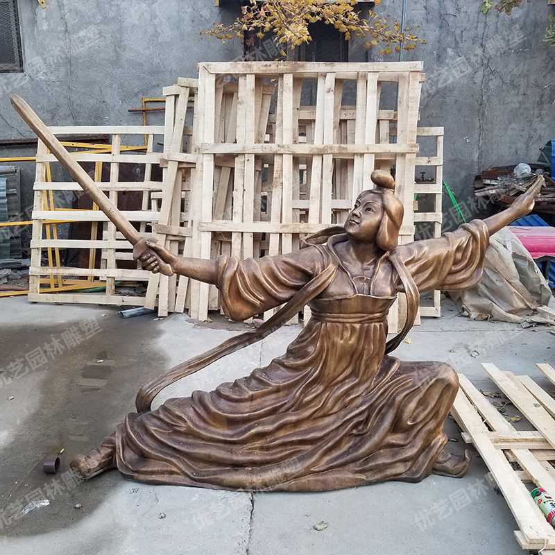 銅舞劍人物雕塑,古代銅人物雕塑
