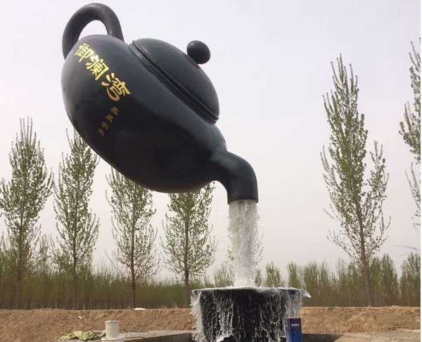 景觀雕塑定制，天壺雕塑，流水茶壺雕塑